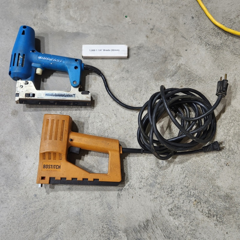 Electric Brad Nailer and a Electric Stapler  D-5