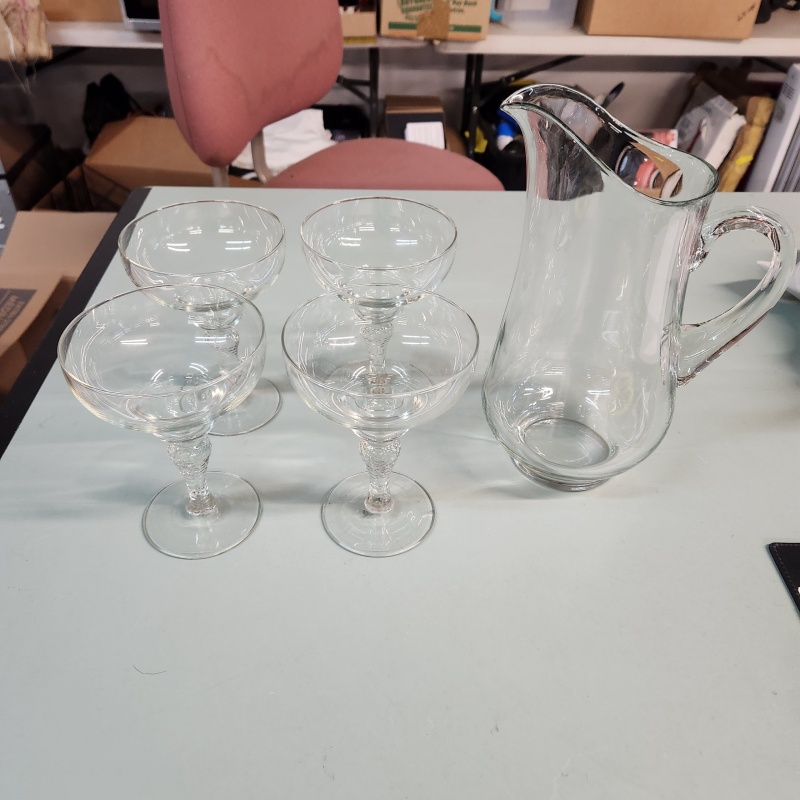 5 Piece Glass - Very Nice    11-2