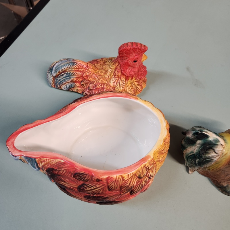 2 Chickens-1 Microwavable Dish washable Canister Chicken 1 Figurine   11-10