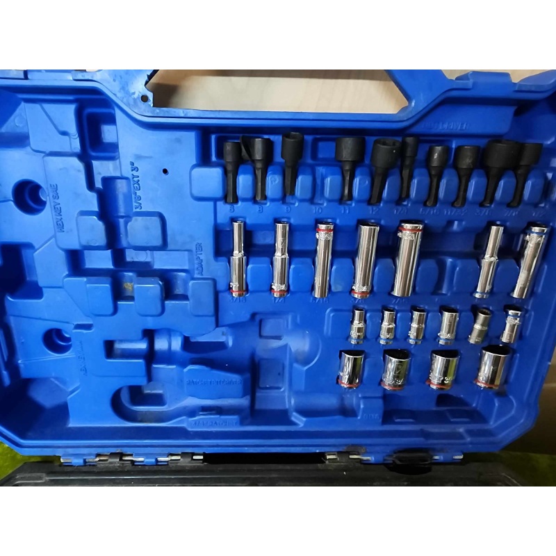 Kobalt socket set. 9-8