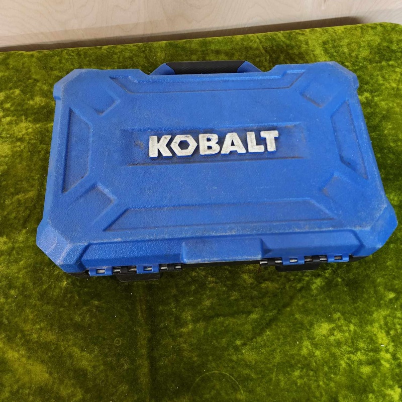 Kobalt socket set. 9-8