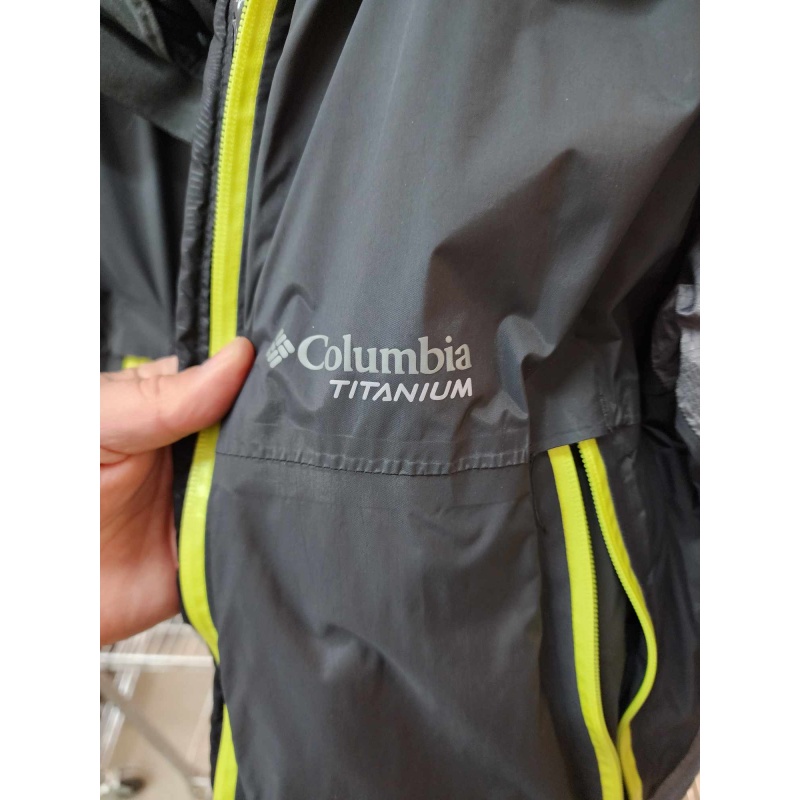 Columbia Titanium Jacket    7-3