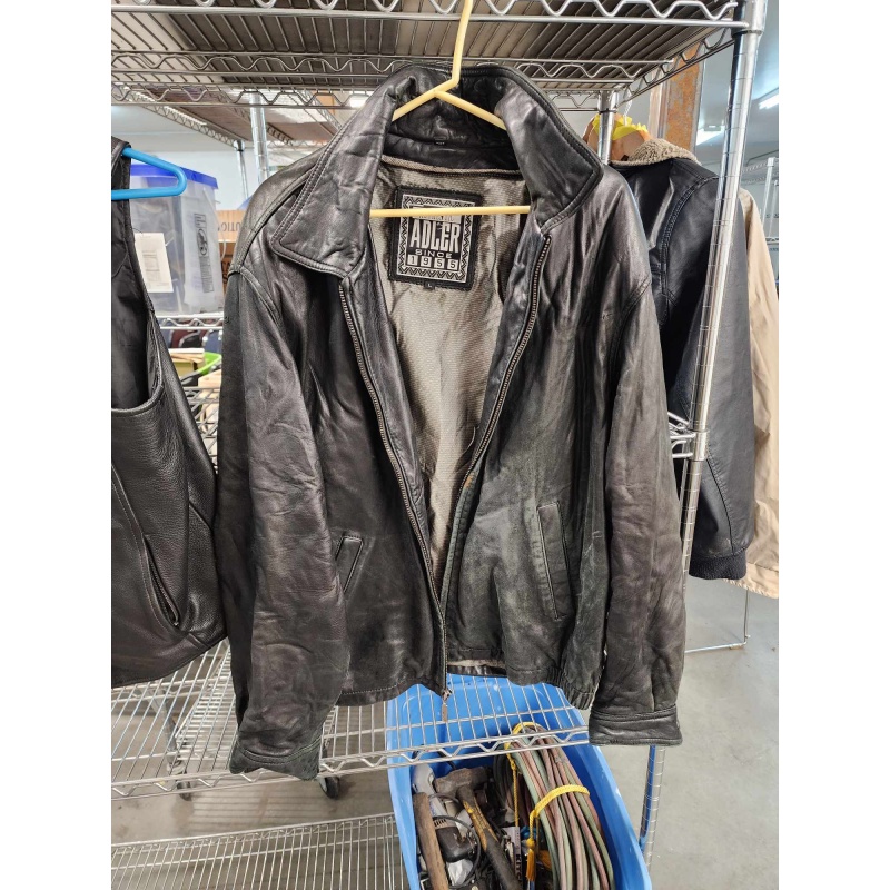 Large Leather Jacket Lot k-74
