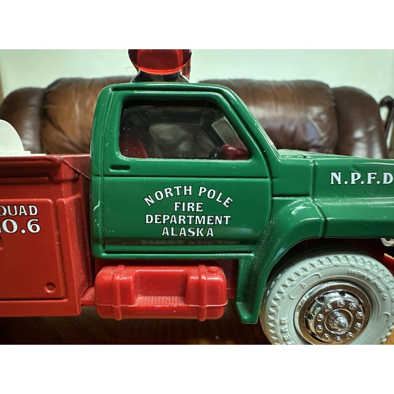 North Pole Fire Truck t-25