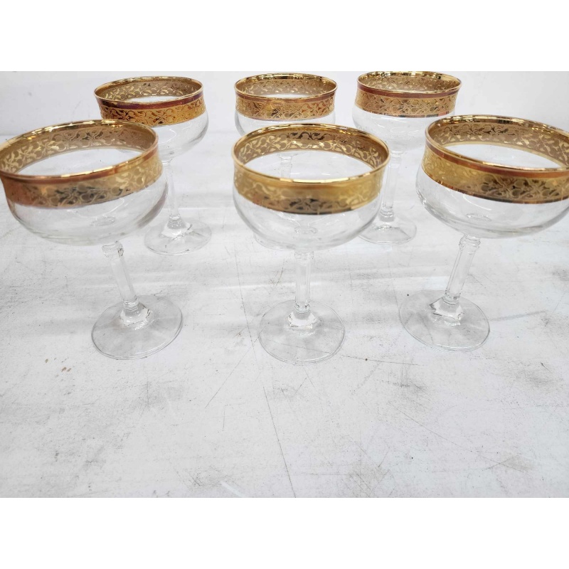 Italian crystal champagne glasses. 25-1