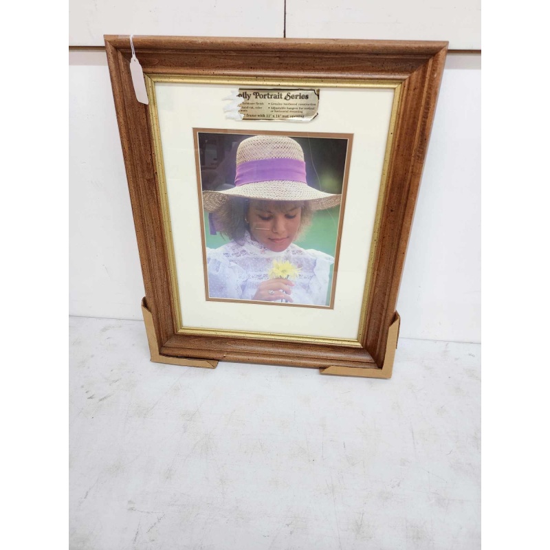 Large picture frame. 15-29