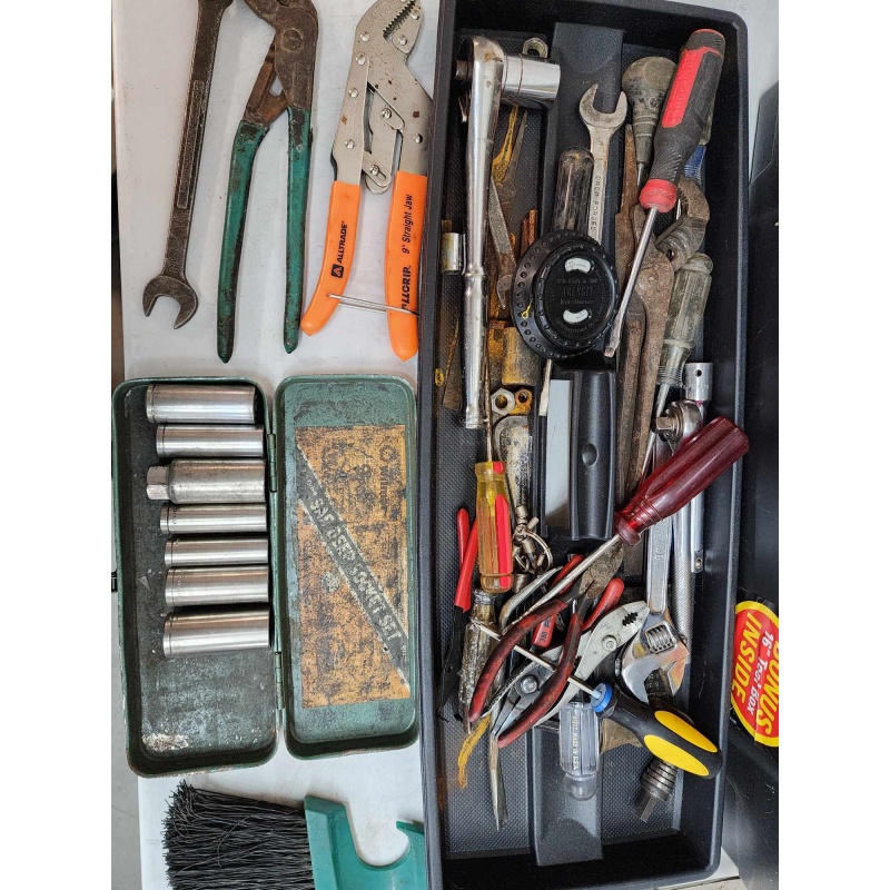 Stanley toolbox and tools. G-4