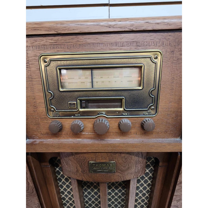 Thomas collector's edition radio and cassette player. 13-1