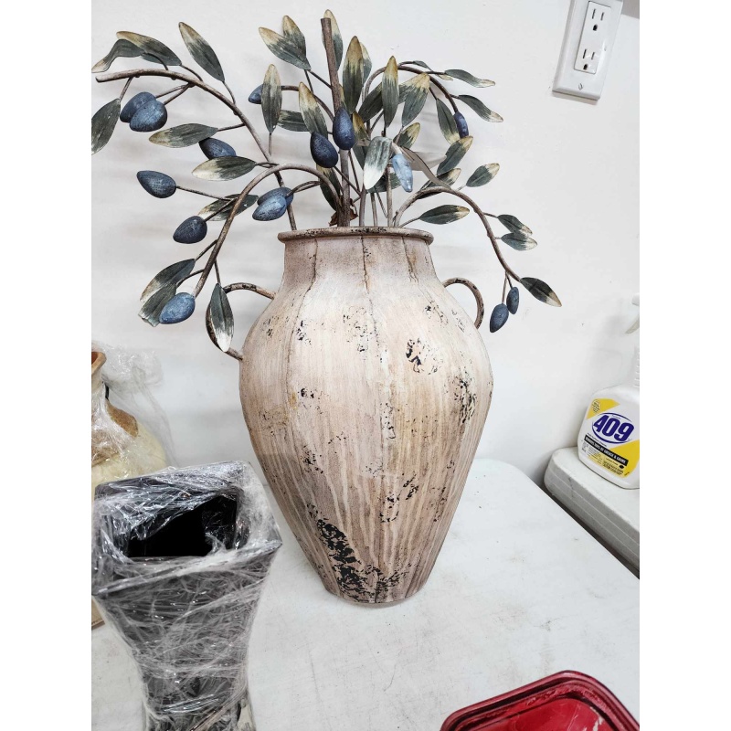 Vases, pottery and metal art. K-10
