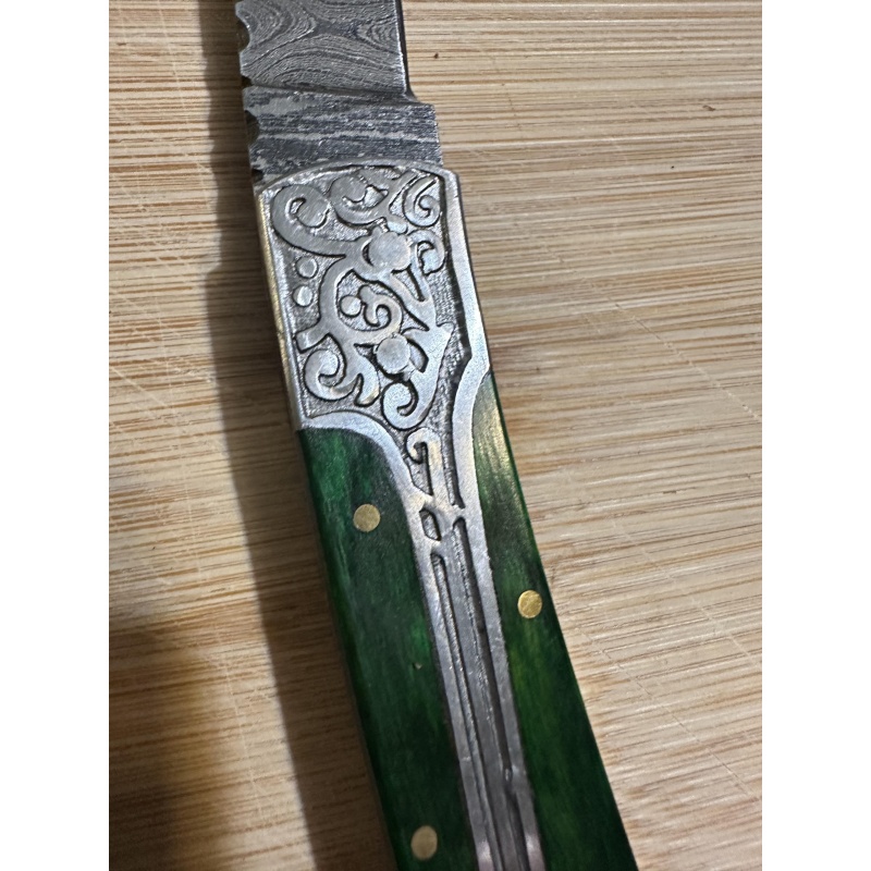 Damascus Knife t-5