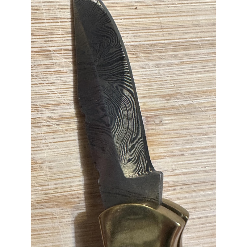 Damascus Knife t-8