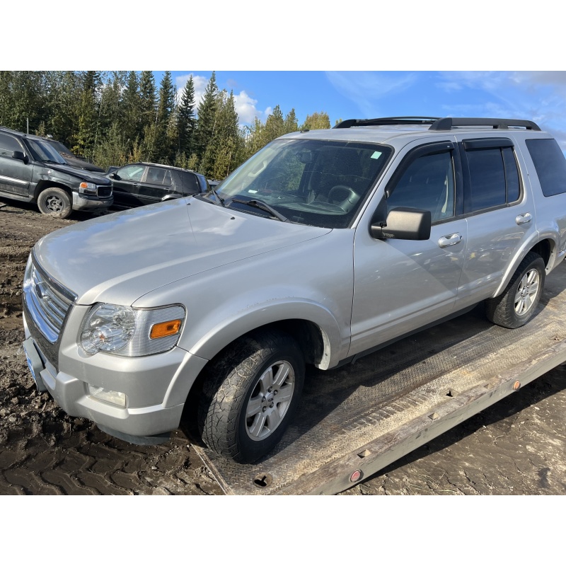 2010 FORD EXPLORER IMPOUNDED