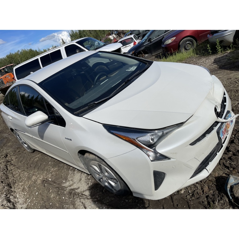 2018 toyota prius ( IMPOUNDED DUI ) 77,210 miles