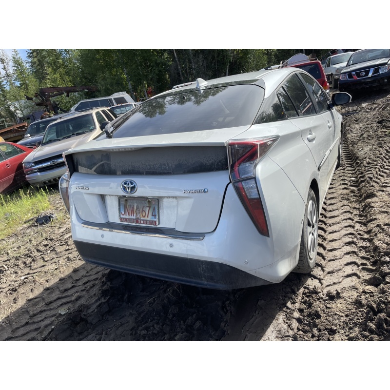 2018 toyota prius ( IMPOUNDED DUI ) 77,210 miles