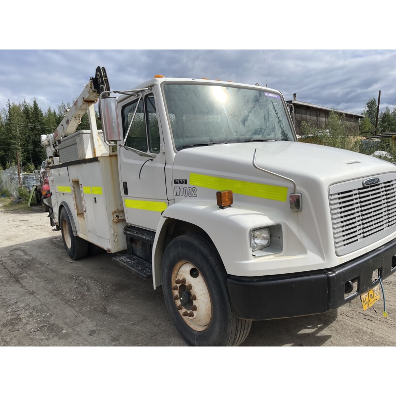 2001 Freightliner Service Truck 110,546 Miles