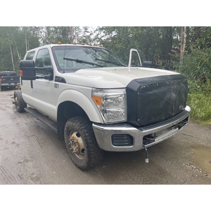 2014 F350 CREWCAB 4X4 Dually 6.2 GAS ( 71,733 miles )