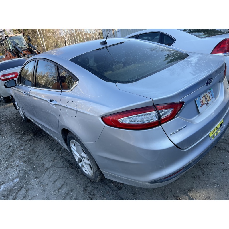 2016 ford fusion low miles clean title